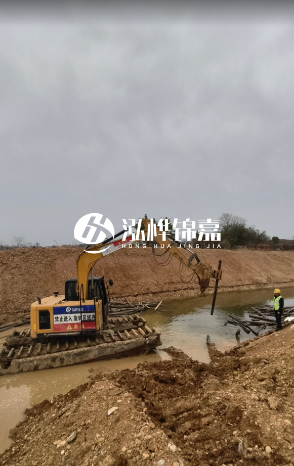 河道護坡木樁密布規范要求-河道護坡木樁多少米一根樁？
